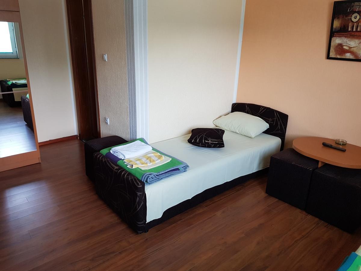Pansion Basa Otel Ustikolina Dış mekan fotoğraf