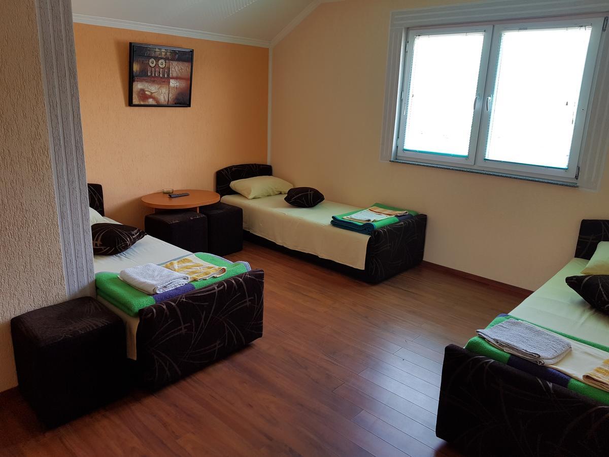 Pansion Basa Otel Ustikolina Dış mekan fotoğraf
